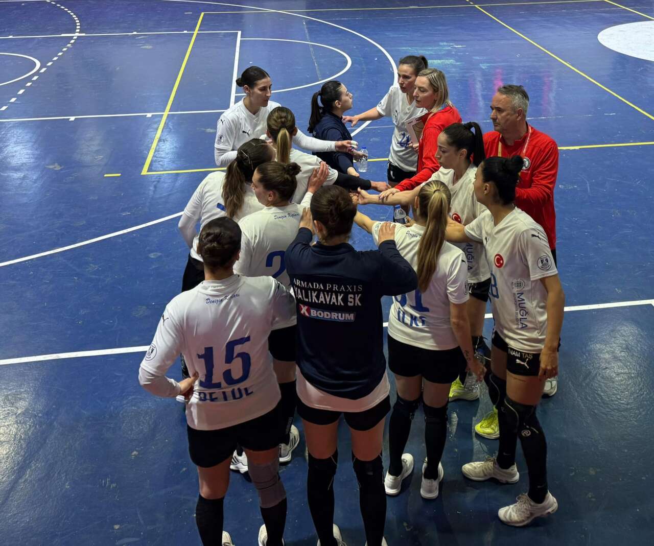 Armada Praxis Yalıkavakspor Deplasmanda Güldü: 35-31 1
